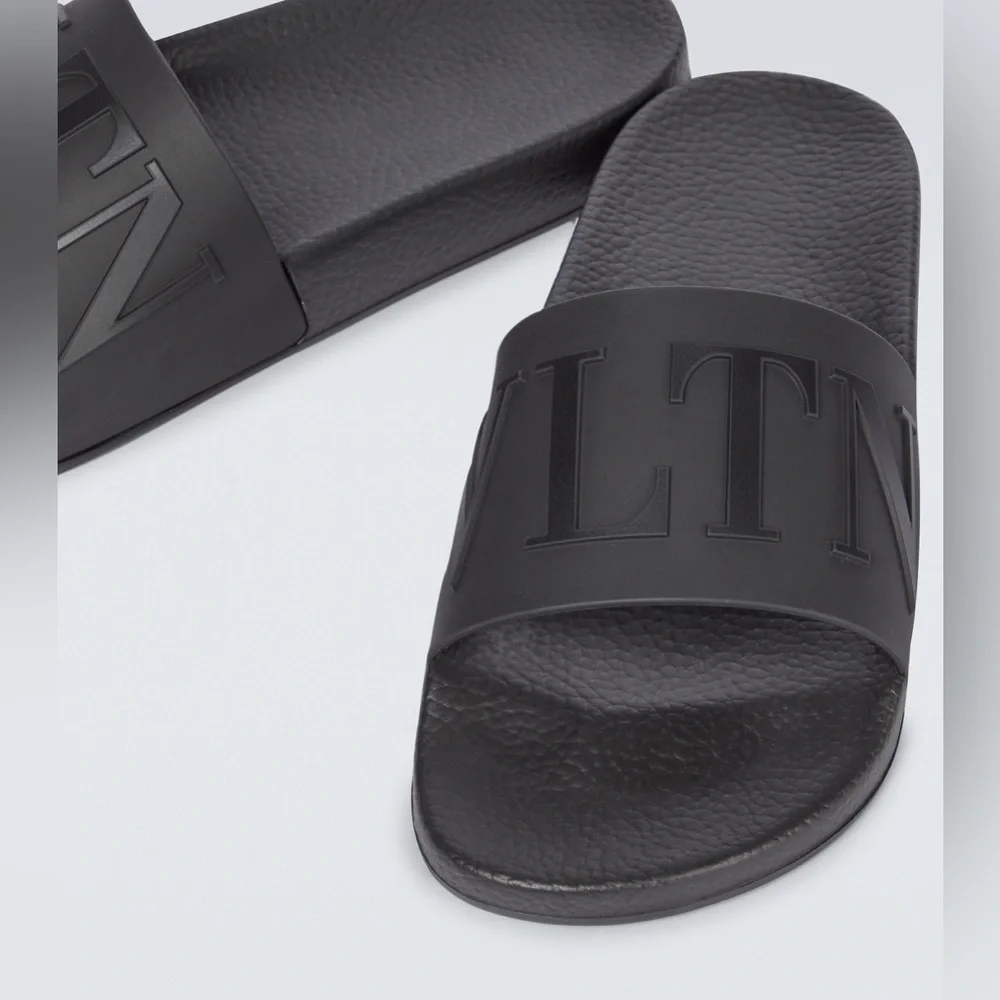 Valentino Garavani VLTN Logo All Black Rubber Slide Sandal